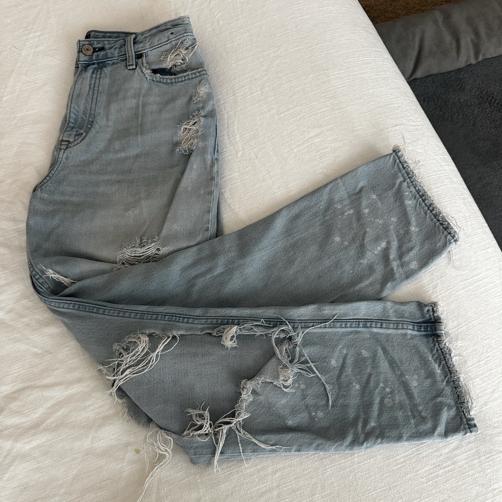 Abercrombie Distressed Boyfriend Jeans